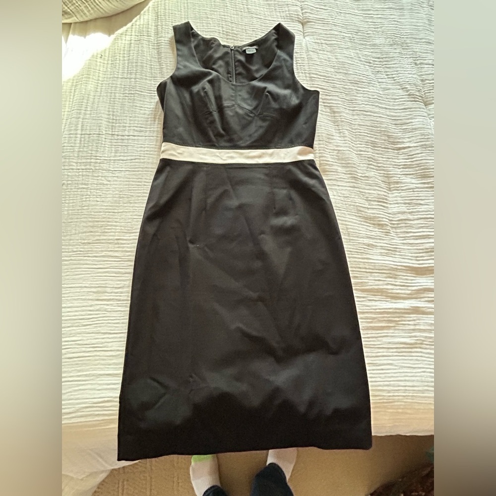 Club Monaco Amber sheath dress black white size 8